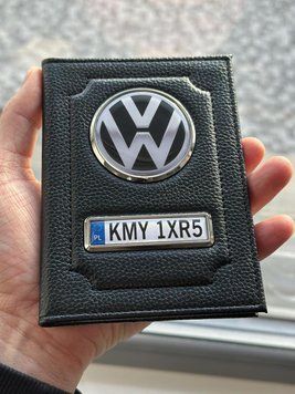 Шкіряна обкладинка для автодокументів із логотипом VOLKSWAGEN і держ. номером авто ребриста шкіра з чорною ниткою