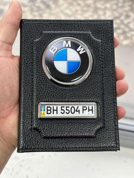 Шкіряна обкладинка для автодокументів із логотипом BMW і держ. номером авто ребриста шкіра з чорною ниткою