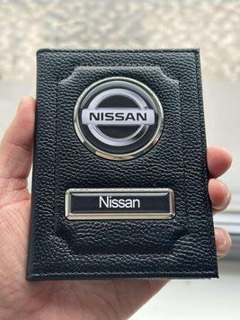 Шкіряна обкладинка для автодокументів із логотипом NISSAN і держ. номером авто ребриста шкіра з чорною ниткою