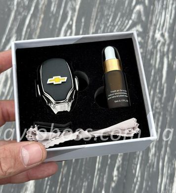 Ароматизатор повітря у авто з логотопом CHEVROLET ХРОМ Автопарфюм преміум сегмент подарункова упаковка