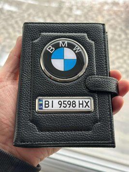 Портмоне для автодокументов и денег Кожаная обложка с логотипом BMW и гос. номером авто