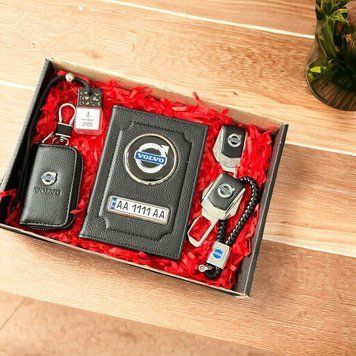 Подарочный набор аксесуаров DELUXE с логотипом VOLVO