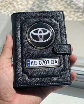 Портмоне для автодокументів і грошей Шкіряна обкладинка з логотипом TOYOTA та держ. номером авто